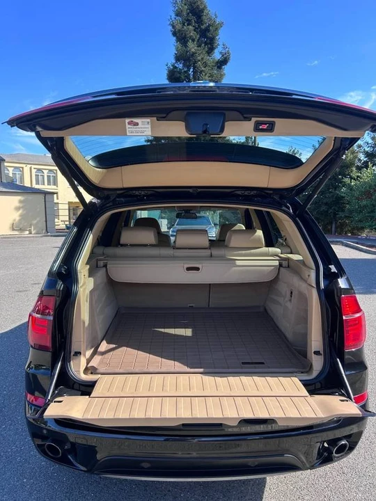 2011 BMW E70 X5 - Image 5 of 11