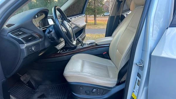 2011 BMW E70 X5 - Image 10 of 15
