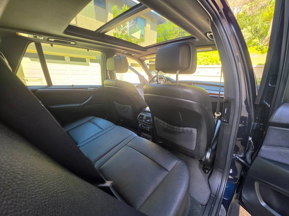 2011 BMW E70 X5 4.8i & xDrive50i - Image 17 of 24
