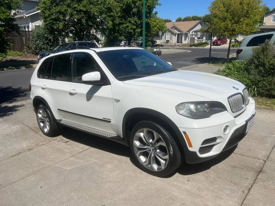 2011 BMW E70 X5 - Image 4 of 13