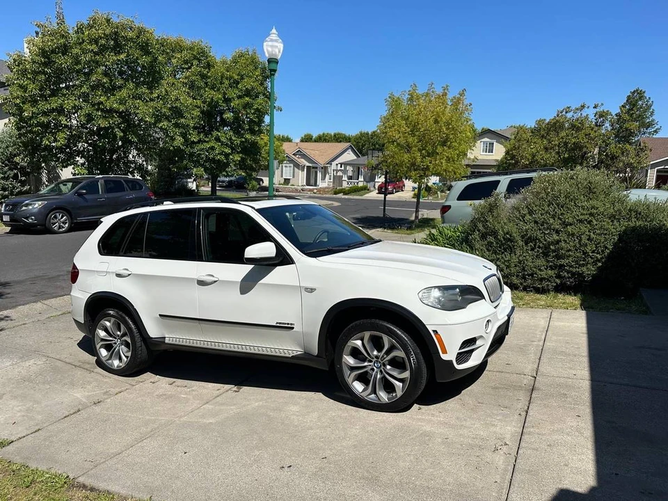 2011 BMW E70 X5 - Image 2 of 13