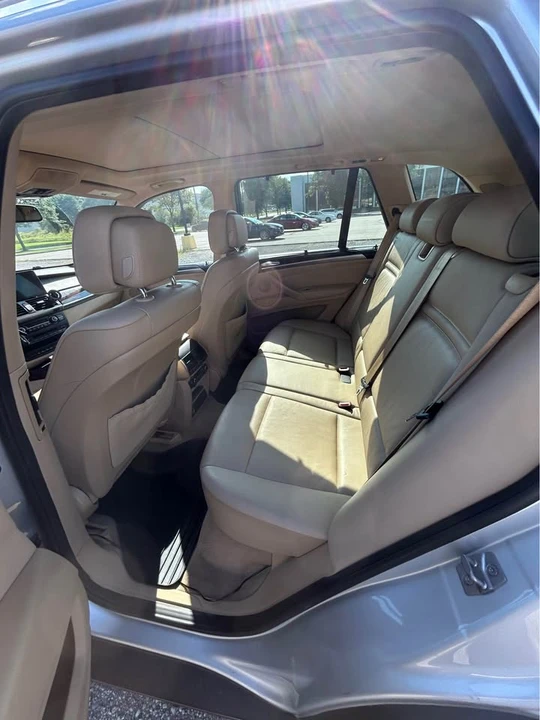 2011 BMW E70 X5 - Image 11 of 17