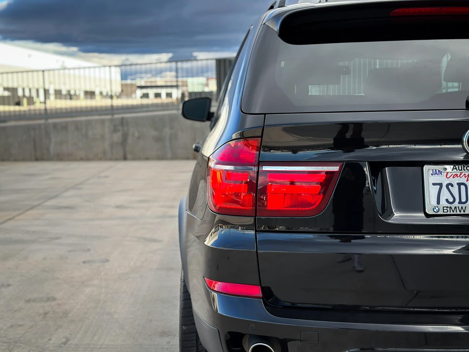 2011 BMW E70 X5 - Image 14 of 31