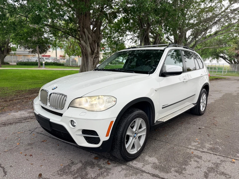 2011 BMW E70 X5 - Image 11 of 31