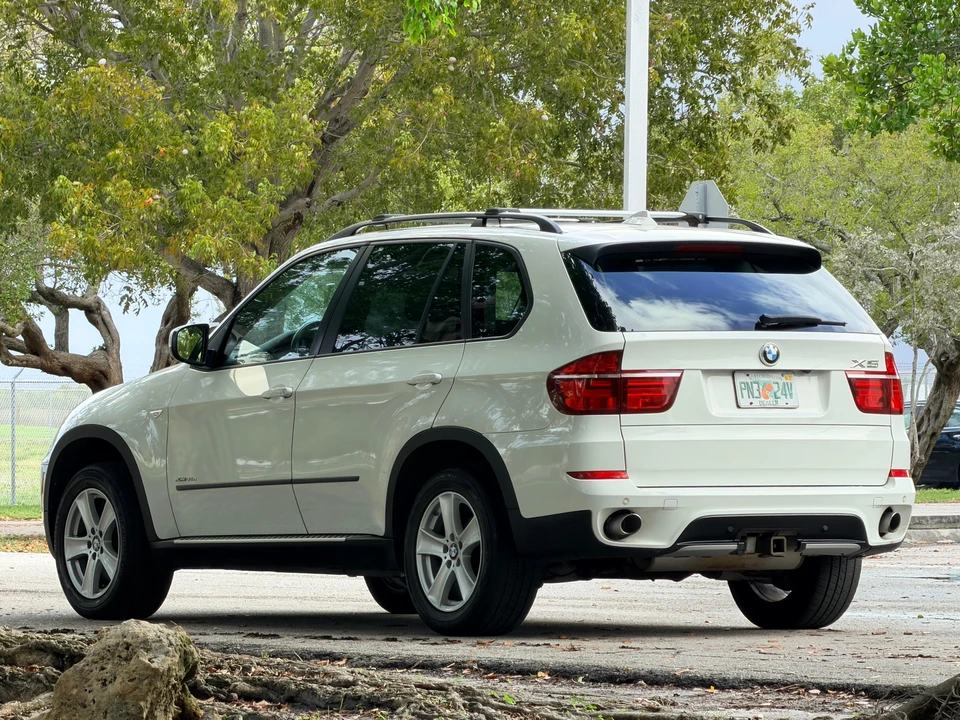 2011 BMW E70 X5 - Image 13 of 31