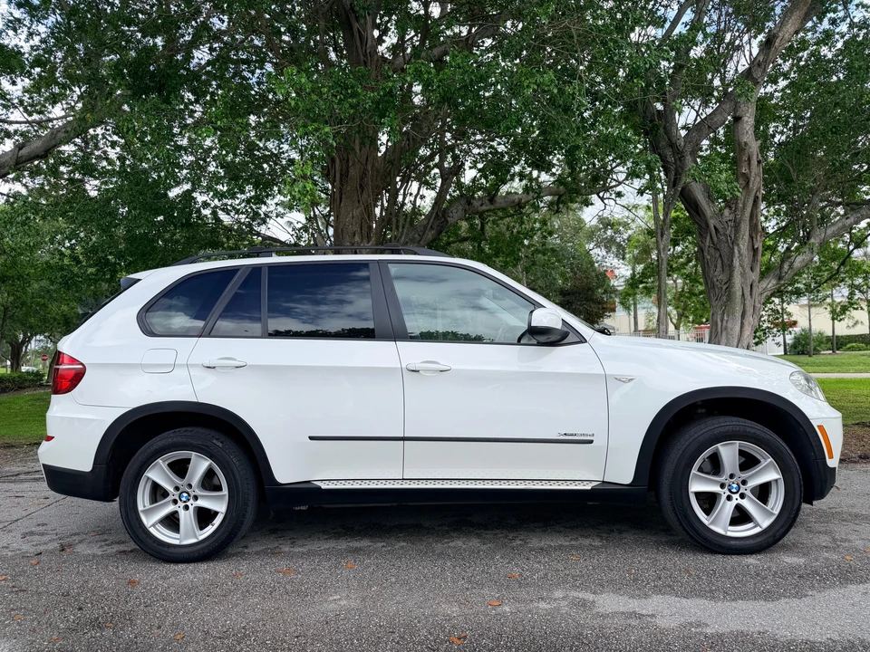 2011 BMW E70 X5 - Image 19 of 31