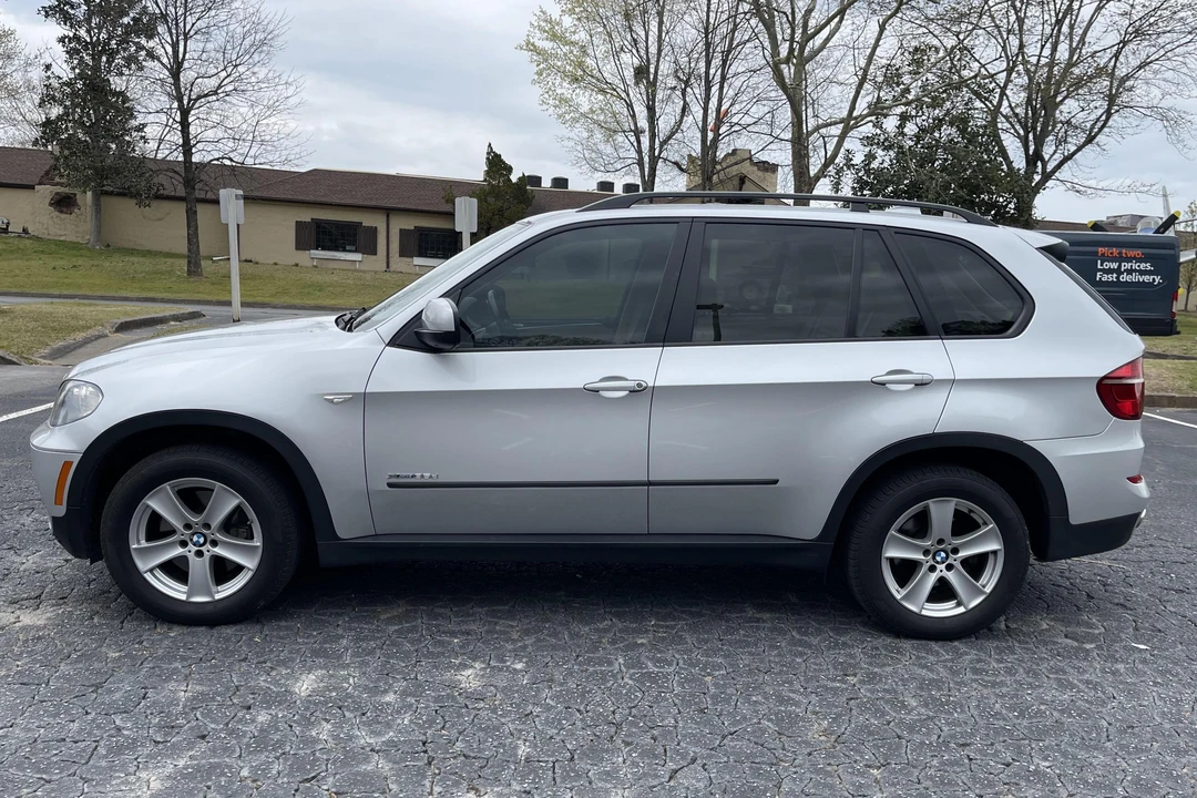 2011 BMW E70 X5 - Image 3 of 31
