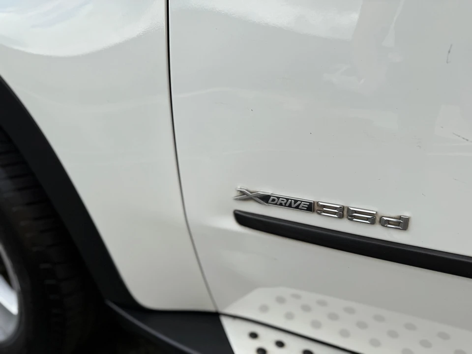 2011 BMW E70 X5 - Image 19 of 31