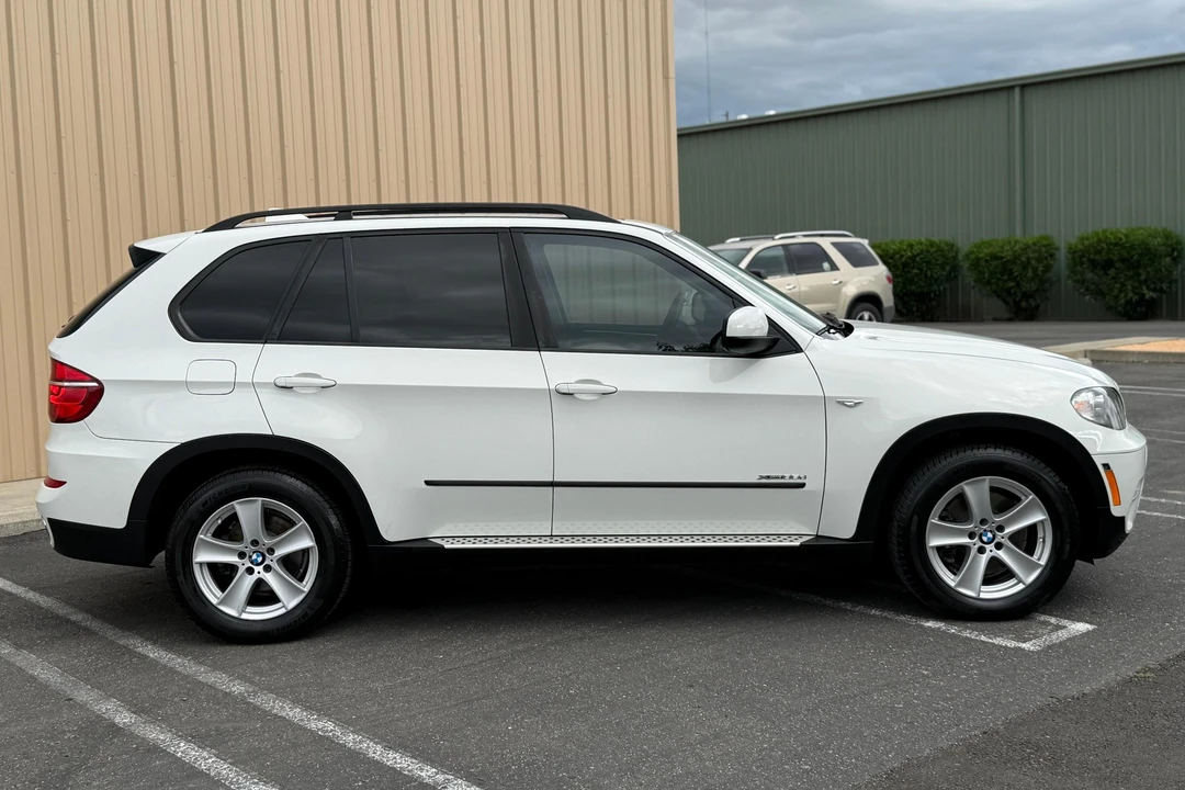 2011 BMW E70 X5 - Image 3 of 31