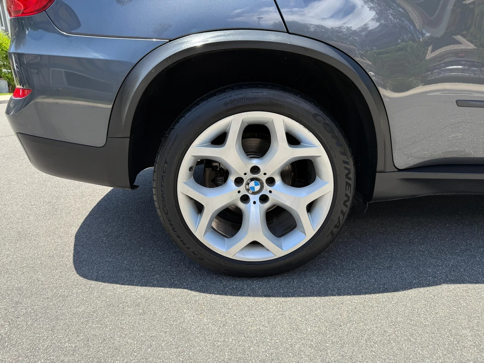 2011 BMW E70 X5 - Image 19 of 31