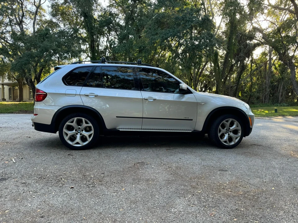 2011 BMW E70 X5 - Image 29 of 31