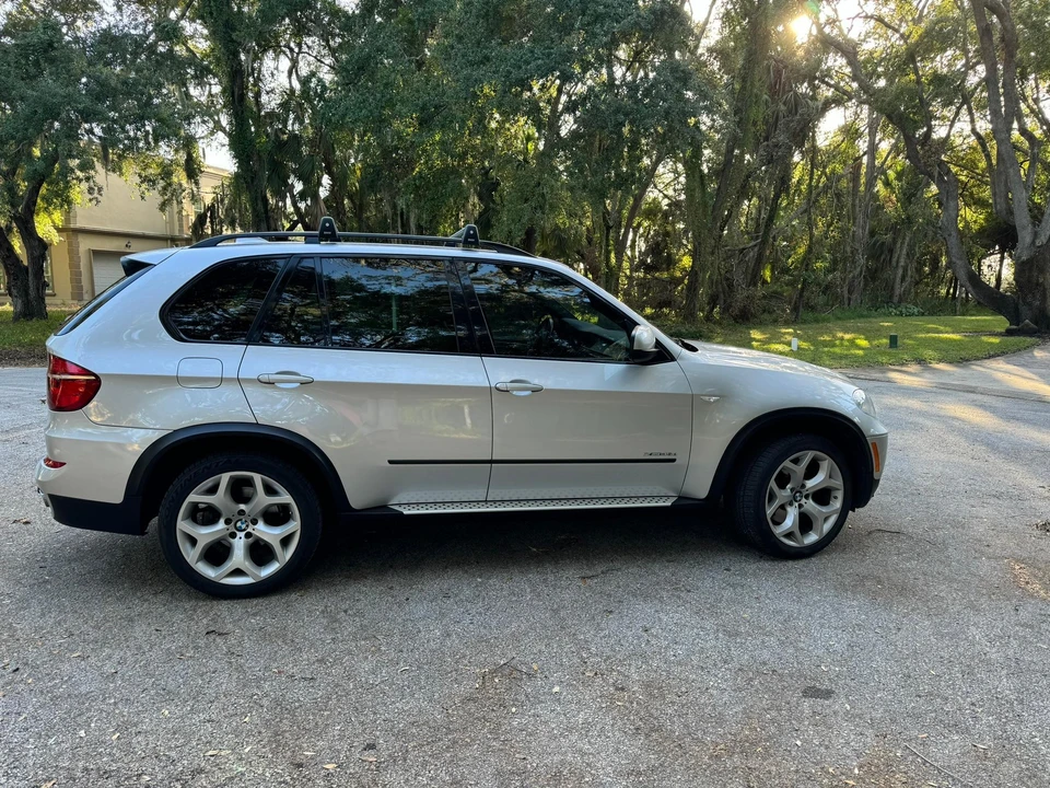 2011 BMW E70 X5 - Image 28 of 31