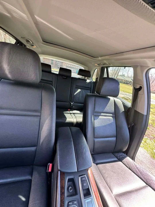 2011 BMW E70 X5 - Image 8 of 10