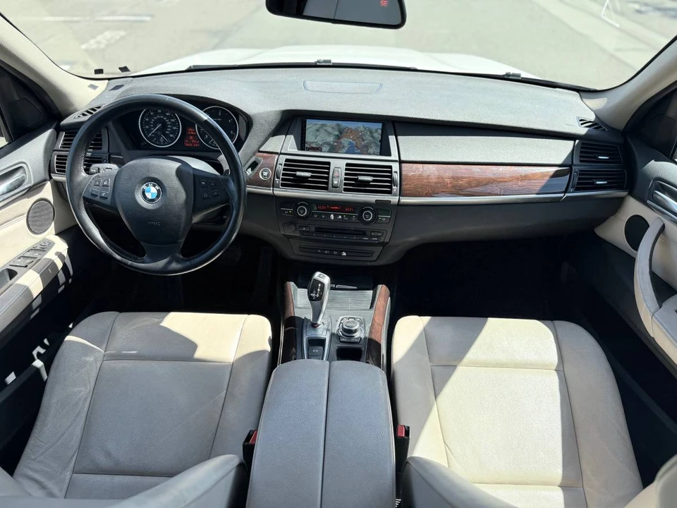 2011 BMW E70 X5 - Image 7 of 16