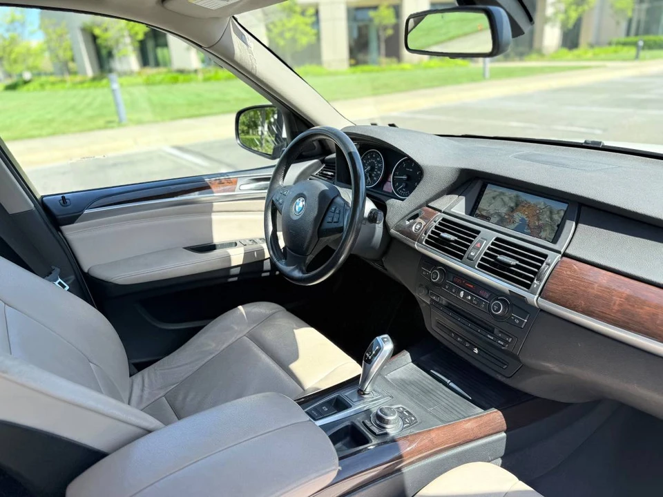 2011 BMW E70 X5 - Image 10 of 16