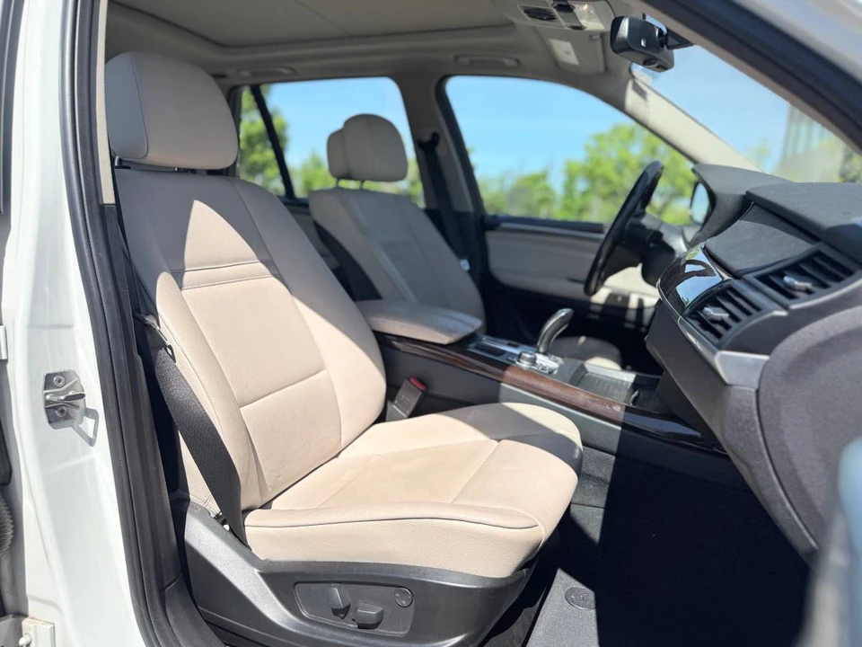 2011 BMW E70 X5 - Image 9 of 16