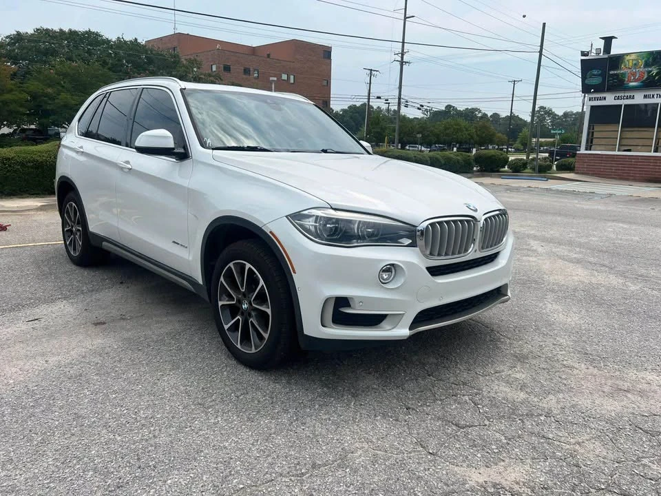 2011 BMW E70 X5 - Image 14 of 19