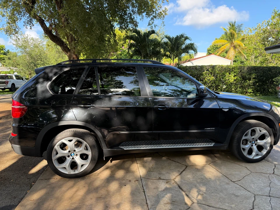 2011 BMW E70 X5 - Image 19 of 31