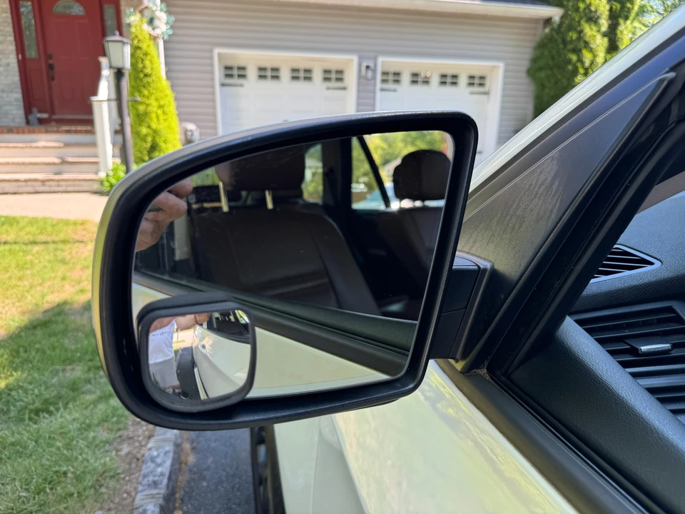 2011 BMW E70 X5 - Image 19 of 31