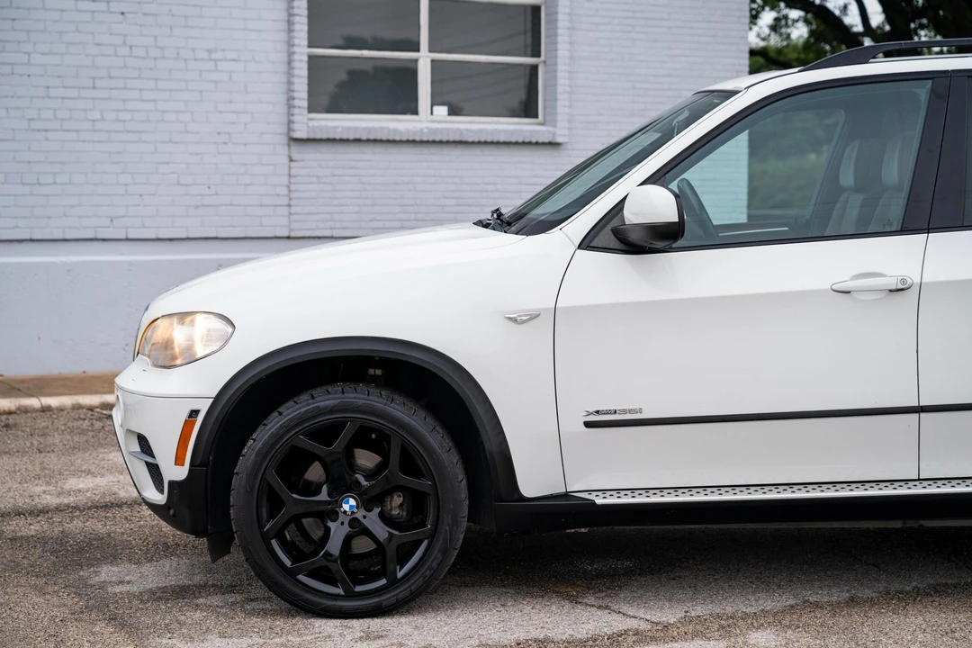 2011 BMW E70 X5 - Image 23 of 31