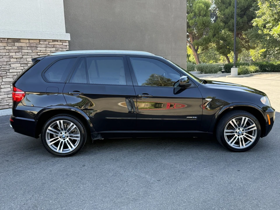 2011 BMW E70 X5 - Image 11 of 31