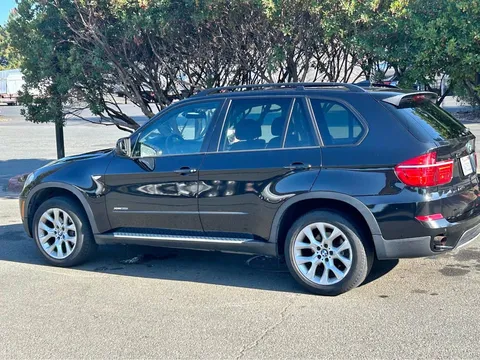 2011 BMW X5 xDrive35i Premium Sport Utility 4D