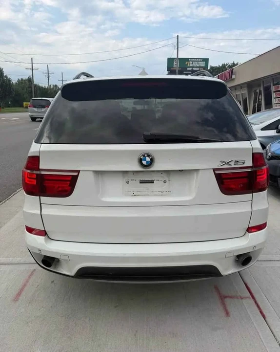 2011 BMW E70 X5 - Image 4 of 10