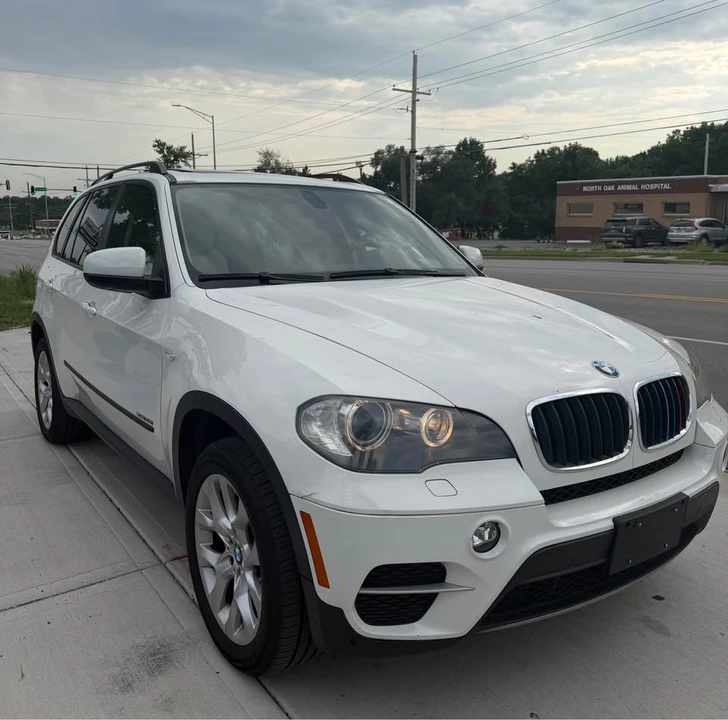 2011 BMW E70 X5 - Image 2 of 10