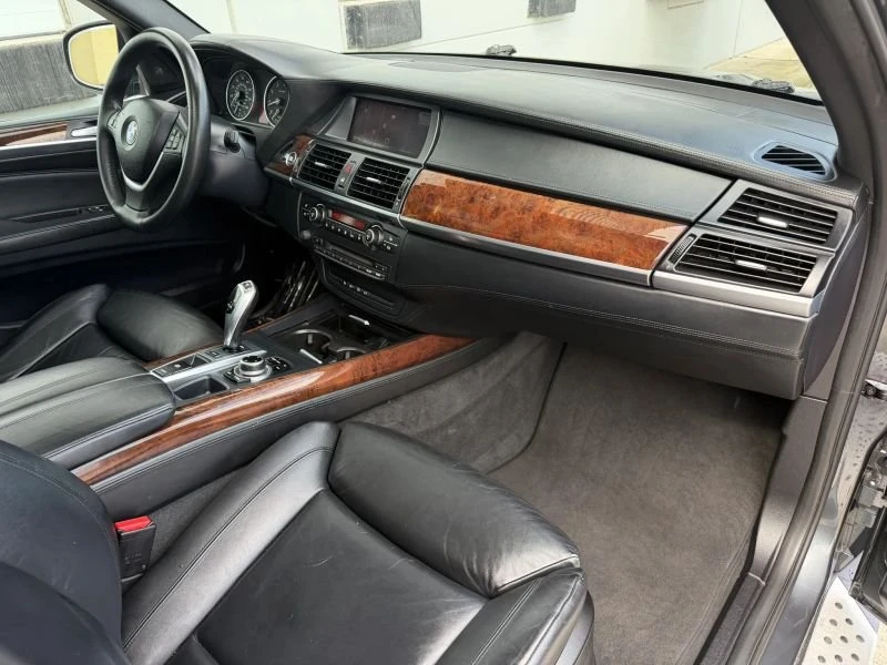 2011 BMW E70 X5 - Image 16 of 20