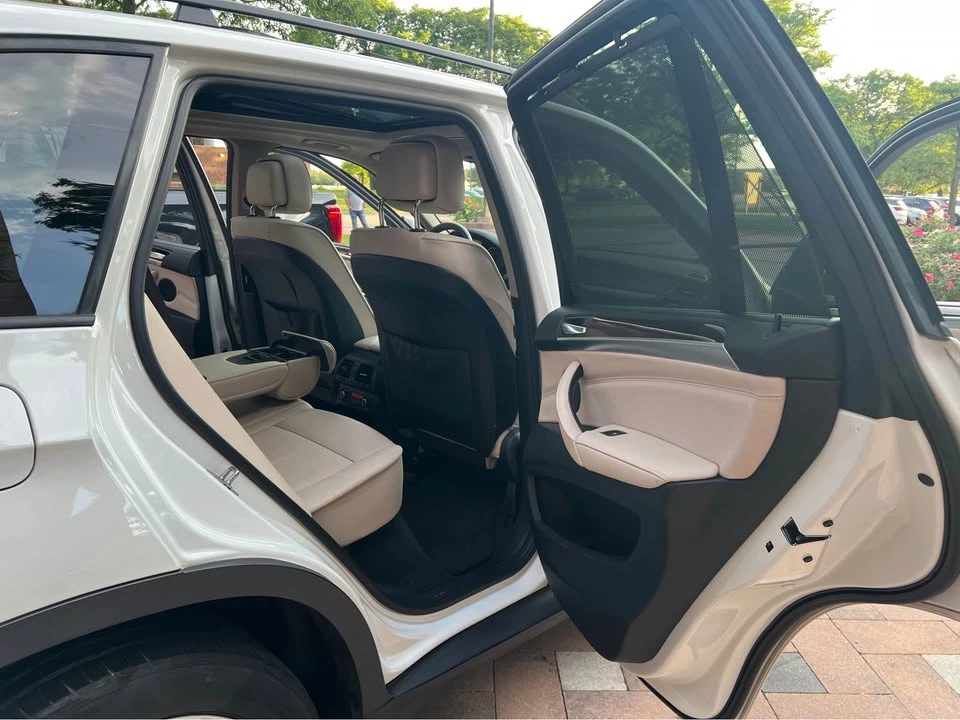 2011 BMW E70 X5 - Image 11 of 16