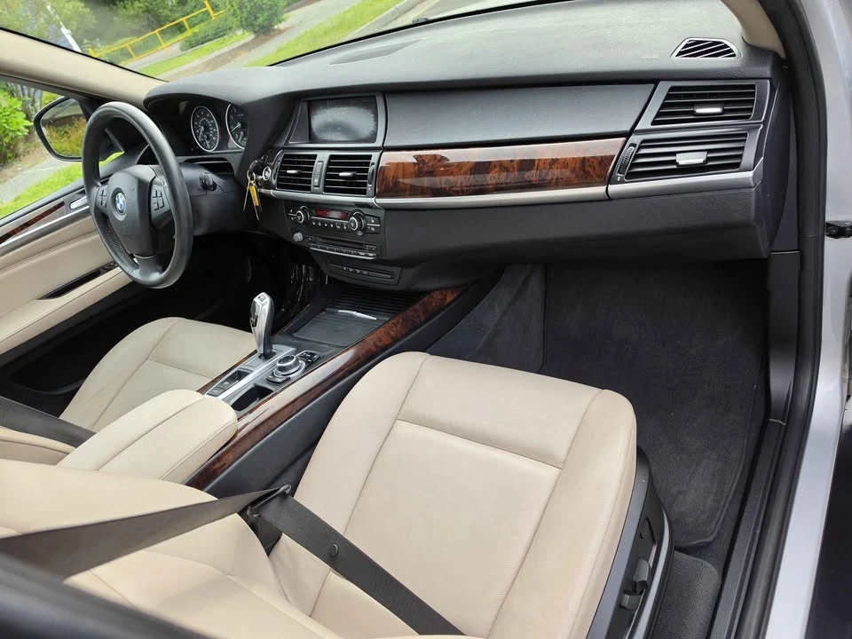 2011 BMW E70 X5 - Image 16 of 20