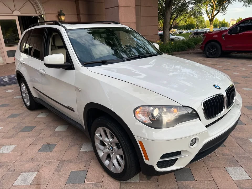 2011 BMW E70 X5 - Image 4 of 20