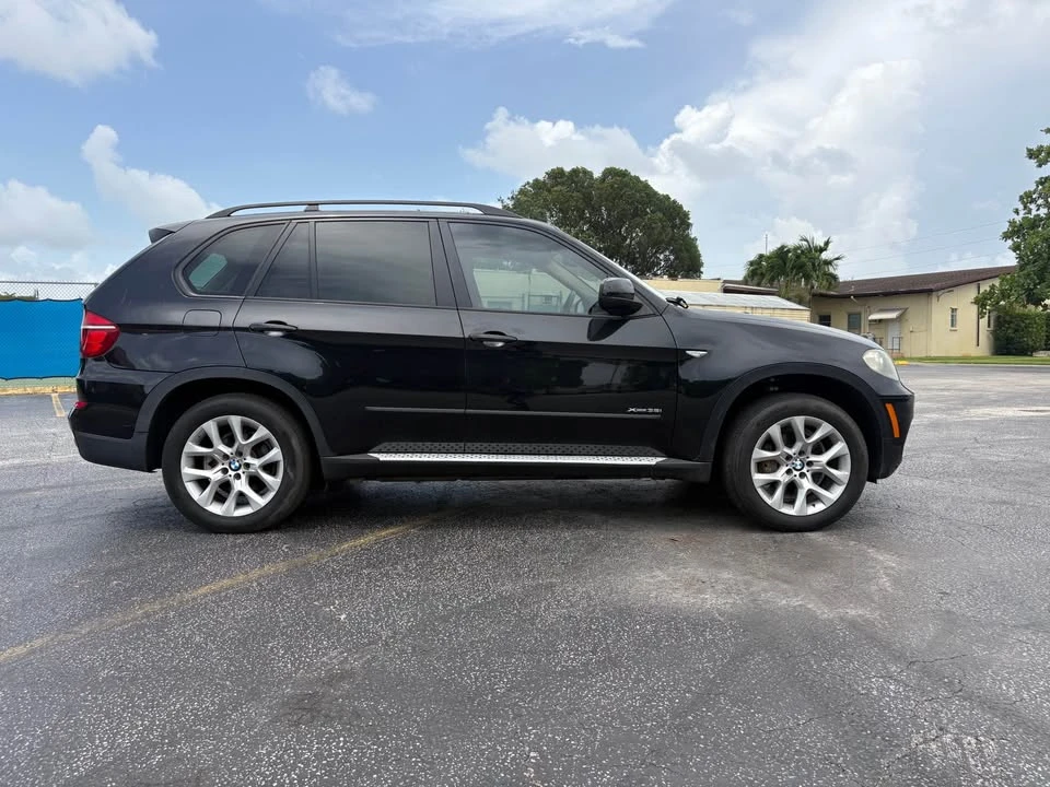 2011 BMW E70 X5 - Image 3 of 20