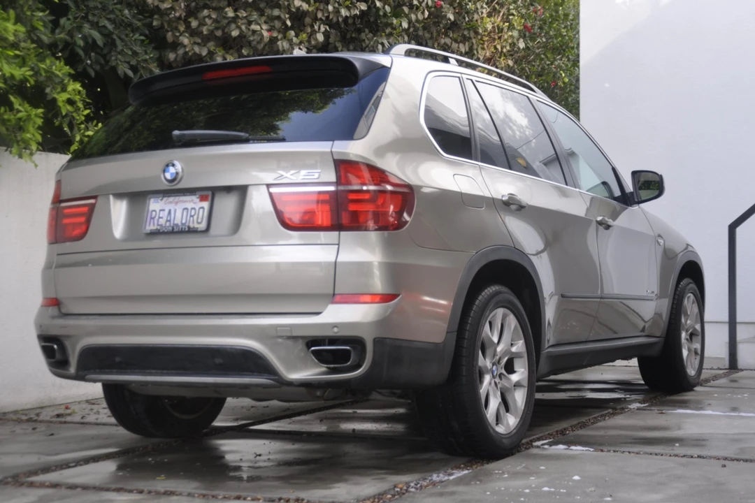 2011 BMW E70 X5 4.8i & xDrive50i - Image 2 of 9