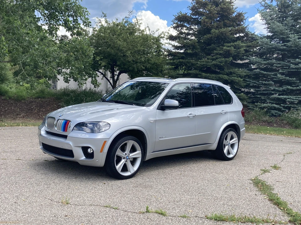 2011 BMW E70 X5 4.8i & xDrive50i - Image 13 of 31