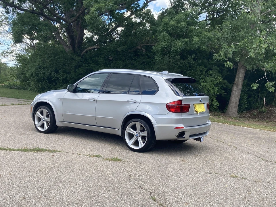 2011 BMW E70 X5 4.8i & xDrive50i - Image 24 of 31