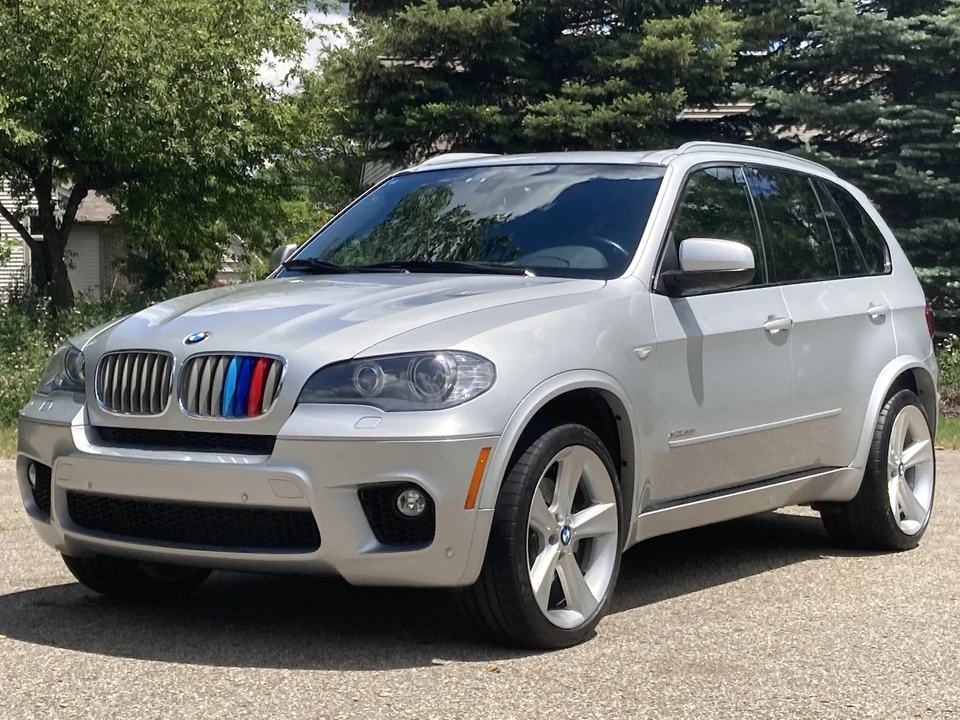 2011 BMW E70 X5 4.8i & xDrive50i - Image 11 of 31