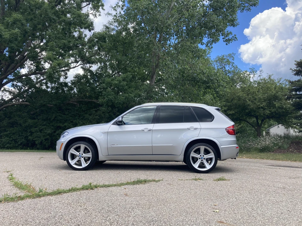2011 BMW E70 X5 4.8i & xDrive50i - Image 20 of 31