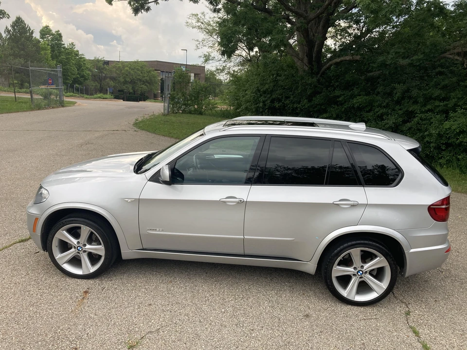 2011 BMW E70 X5 4.8i & xDrive50i - Image 23 of 31