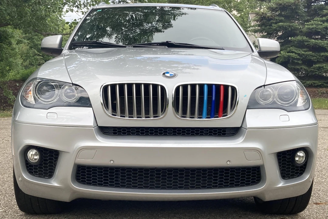 2011 BMW E70 X5 4.8i & xDrive50i - Image 2 of 31