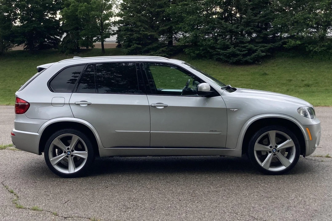 2011 BMW E70 X5 4.8i & xDrive50i - Image 3 of 31