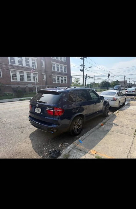 2011 BMW E70 X5 4.8i & xDrive50i - Image 4 of 4