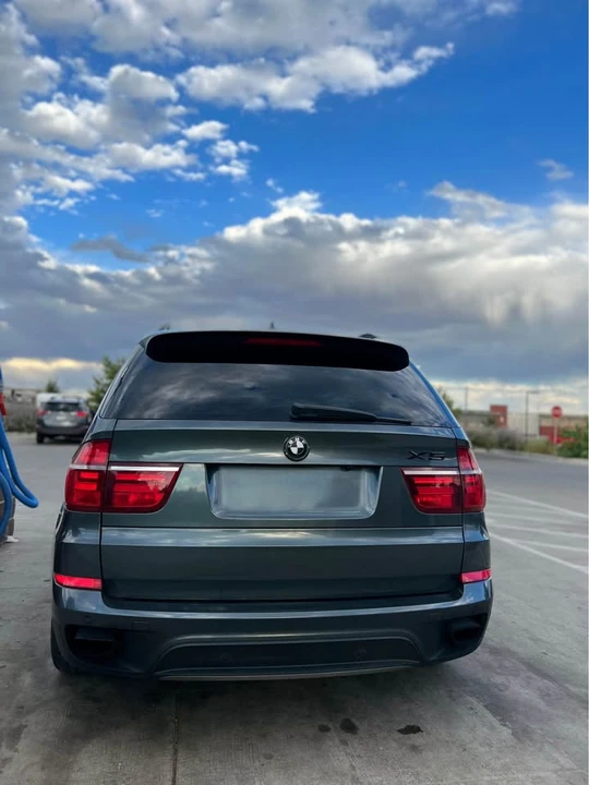 2011 BMW E70 X5 4.8i & xDrive50i - Image 3 of 12