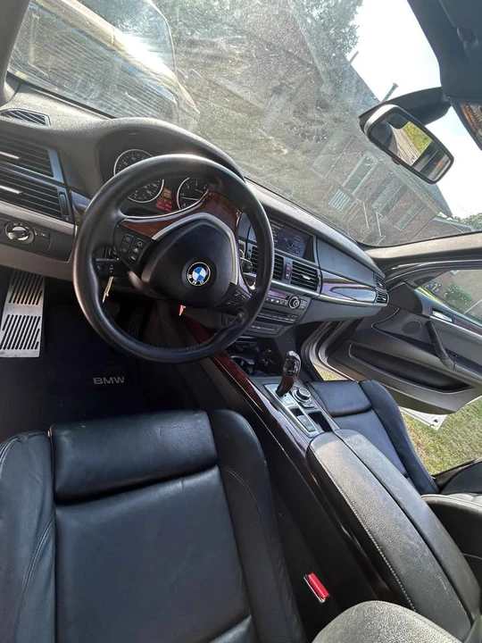 2011 BMW E70 X5 4.8i & xDrive50i - Image 2 of 11