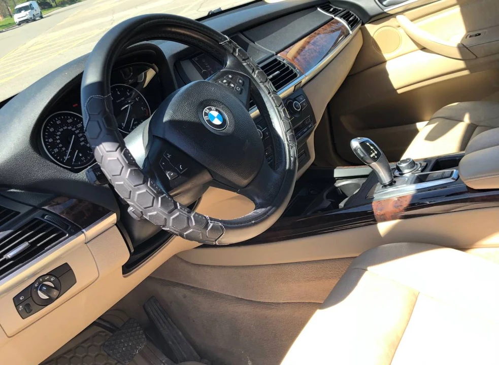 2011 BMW E70 X5 - Image 9 of 12