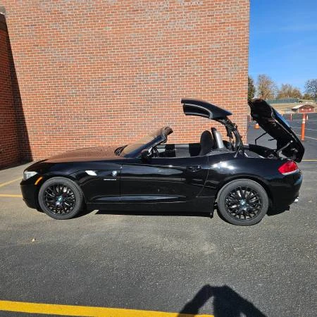 2011 BMW E89 Z4 Roadster - Image 2 of 10