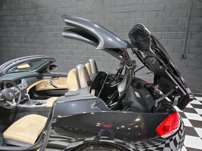 2011 BMW E89 Z4 Roadster - Image 3 of 12