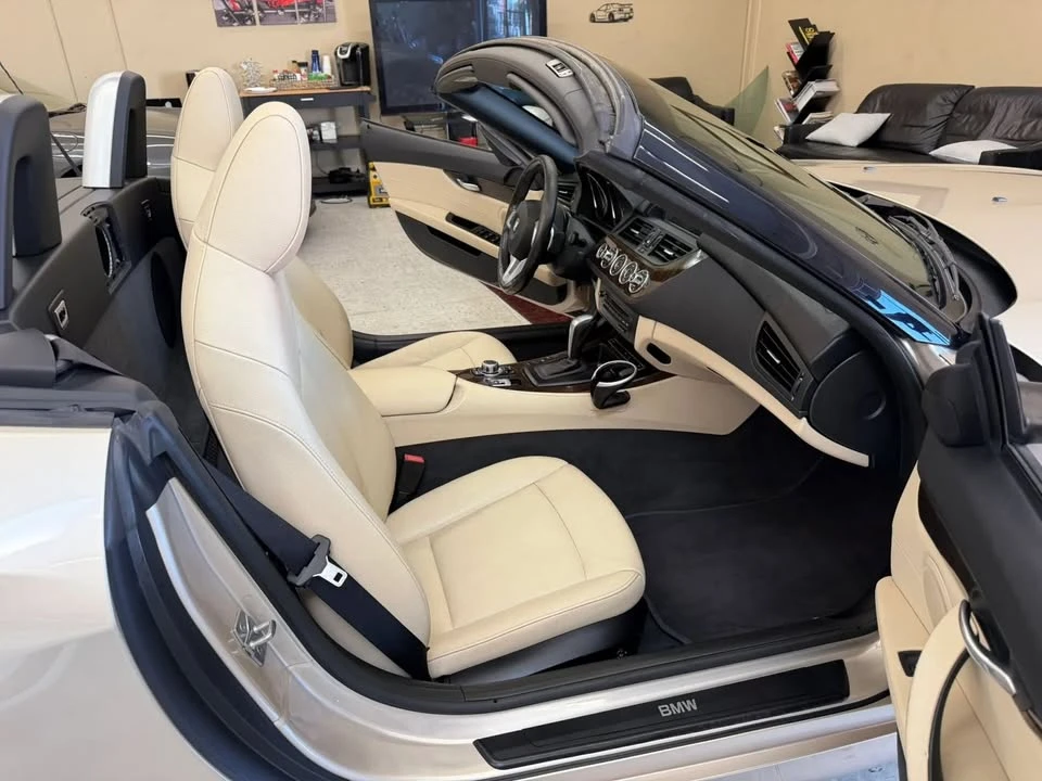 2011 BMW E89 Z4 Roadster - Image 10 of 15