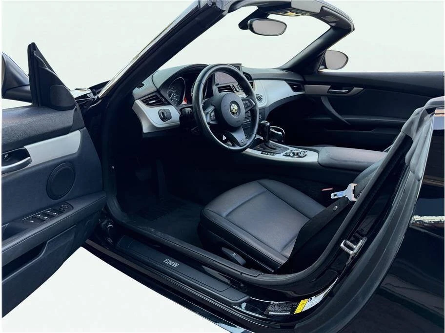 2011 BMW E89 Z4 Roadster - Image 2 of 31