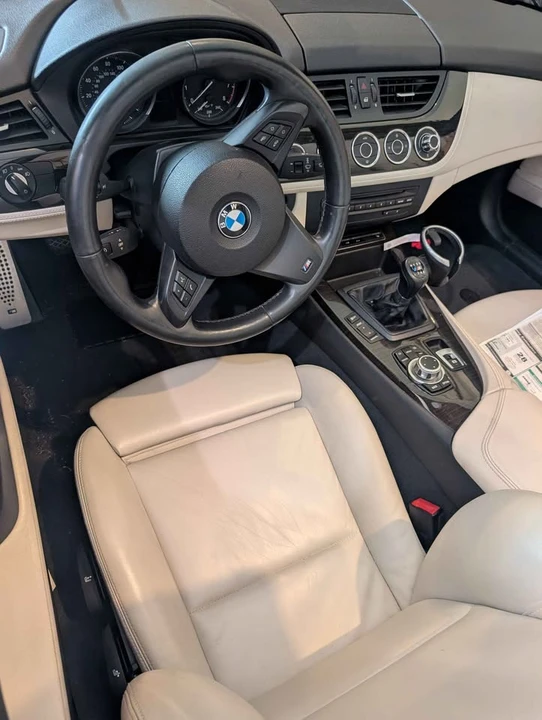 2011 BMW E89 Z4 Roadster - Image 14 of 18